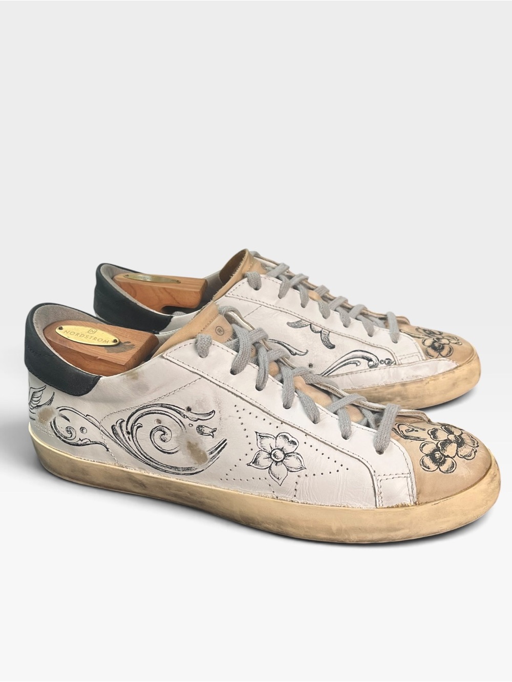 Golden Goose Super Star Grafitti Print Leather Sneakers Size 44 Distressed White